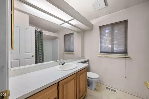 Bath - 52747 Ammon Rd, La Pine, OR 97739 photo 1 of 4