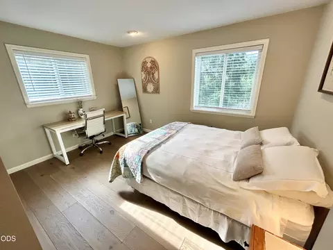 Bedroom - 8129 Thompson Creek Rd, Applegate, OR 97530 photo 4 of 5