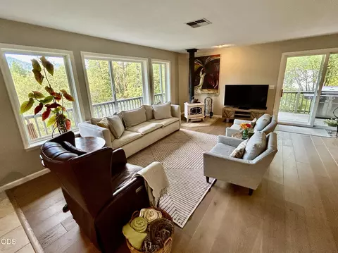 Living - 8129 Thompson Creek Rd, Applegate, OR 97530 photo 2 of 5