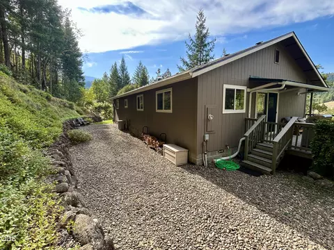 Exterior - 8129 Thompson Creek Rd, Applegate, OR 97530 photo 2 of 15