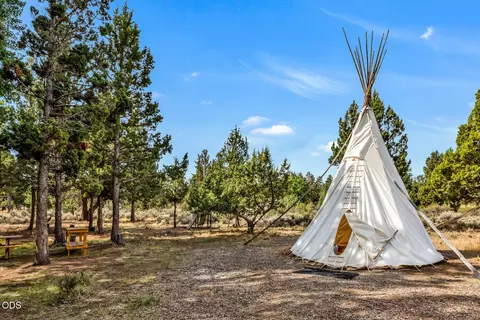 Other - 64160 Pioneer Loop, Bend, OR 97701 photo 10 of 12