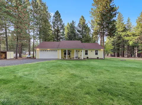 12615 Overland Dr, Klamath Falls, OR 97603