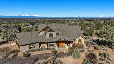 15361 SW Branding Iron Ct, Powell Butte, OR 97753