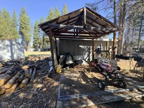 Exterior - 136028 Us 97, Crescent, OR 97733 photo 24 of 25