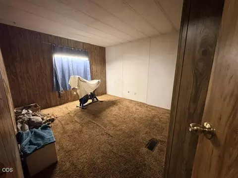 Bedroom - 136028 Us 97, Crescent, OR 97733 photo 2 of 3