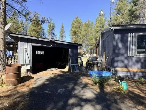 Exterior - 136028 Us 97, Crescent, OR 97733 photo 5 of 25