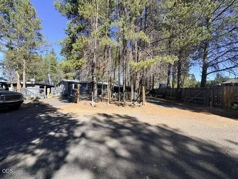 Exterior - 136028 Us 97, Crescent, OR 97733 photo 1 of 25