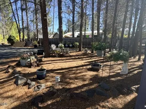 Exterior - 136028 Us 97, Crescent, OR 97733 photo 3 of 25