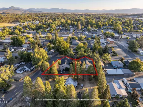 View/Area - Undisclosed, Eagle Point, OR 97524 photo 3 of 9