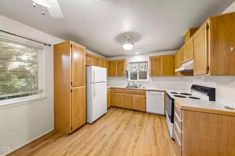 Kitchen - Undisclosed, Eagle Point, OR 97524 photo 1 of 1