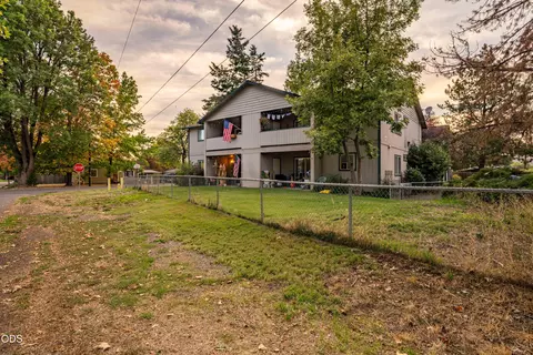 Exterior - Undisclosed, Eagle Point, OR 97524 photo 18 of 19