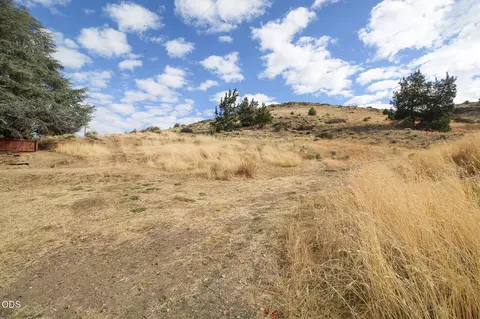 R187158 Avenue, Klamath Falls, OR 97601