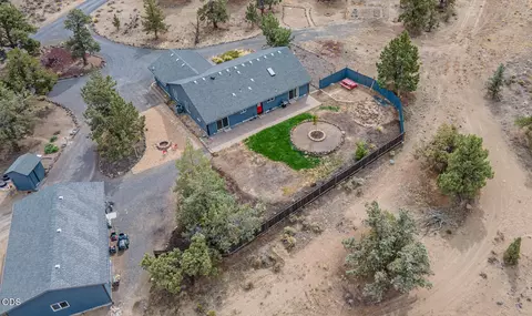 View/Area - 25430 Elk Ln, Bend, OR 97701 photo 6 of 8