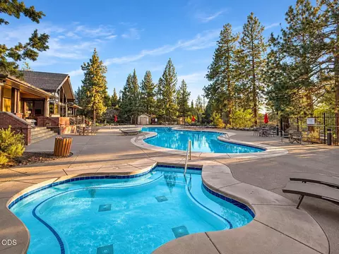 Exterior - 61144 Manhae Ln, Bend, OR 97702 photo 16 of 16