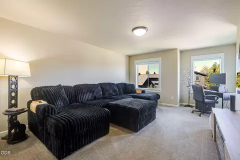 Other - 61144 Manhae Ln, Bend, OR 97702 photo 5 of 17