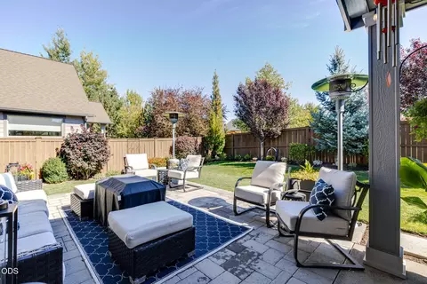 Other - 61144 Manhae Ln, Bend, OR 97702 photo 11 of 17