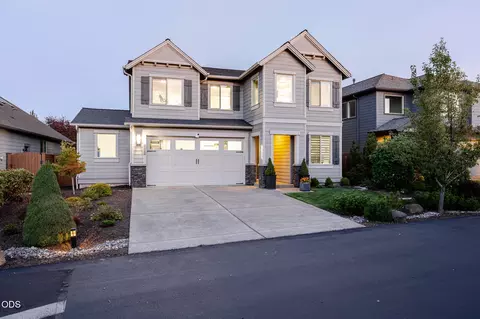Exterior - 61144 Manhae Ln, Bend, OR 97702 photo 11 of 16
