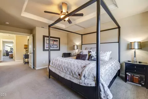 Bedroom - 61144 Manhae Ln, Bend, OR 97702 photo 2 of 7