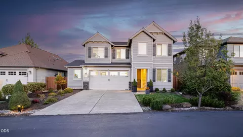 61144 Manhae Ln, Bend, OR 97702