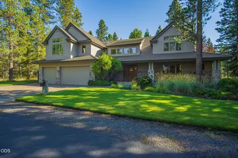 17980 N Course Ln #17, Sunriver, OR 97707