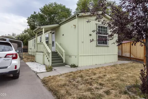 1515 NW Fir Ave UNIT 12, Redmond, OR 97756