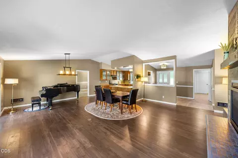 Dining - 20466 Mainline Rd, Bend, OR 97702 photo 2 of 3