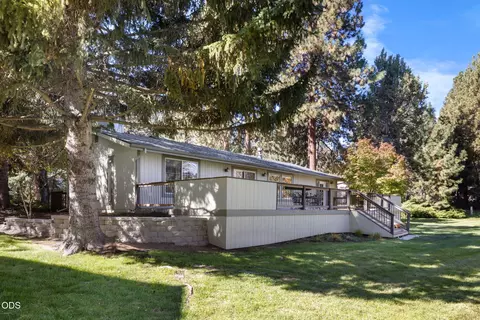 Exterior - 20466 Mainline Rd, Bend, OR 97702 photo 1 of 12