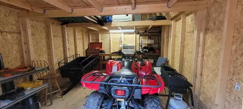52117 Foxtail Rd, La Pine, OR 97739 photo 3