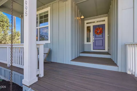 Exterior - 19995 Badger Rd, Bend, OR 97702 photo 11 of 12