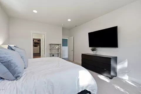 Bedroom - 19995 Badger Rd, Bend, OR 97702 photo 4 of 5