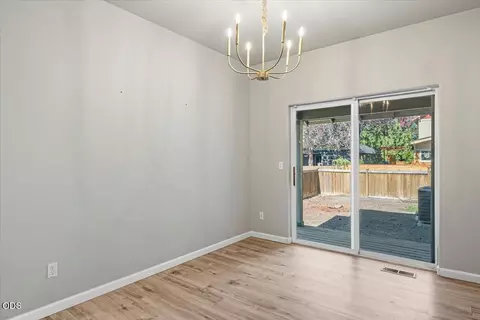 Dining - 21328 Oakview Dr, Bend, OR 97701 photo 1 of 1
