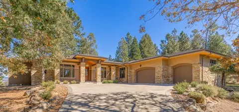 11025 Kestrel Rd, Klamath Falls, OR 97601