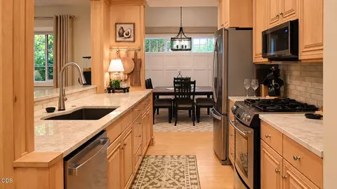 Kitchen - 1892 NE Maker Way, Bend, OR 97701 photo 1 of 3