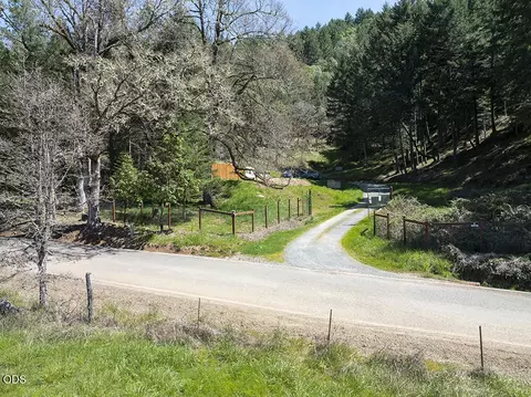 740 Warner Rd, Wolf Creek, OR 97497