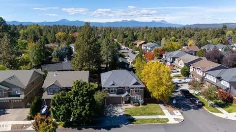 View/Area - 61729 Daly Estates Dr, Bend, OR 97702 photo 1 of 4
