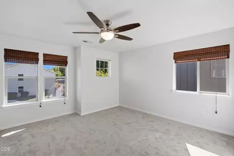 Bedroom - 61729 Daly Estates Dr, Bend, OR 97702 photo 5 of 10