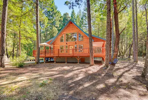 5135 Thompson Creek Rd, Selma, OR 97538