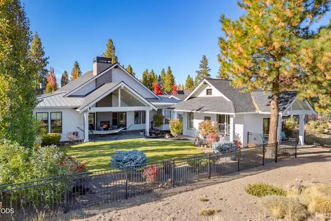 Exterior - 2971 NW Celilo Ln, Bend, OR 97703 photo 10 of 14