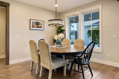 Dining - 2971 NW Celilo Ln, Bend, OR 97703 photo 1 of 2