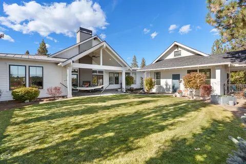Exterior - 2971 NW Celilo Ln, Bend, OR 97703 photo 9 of 14
