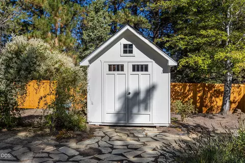 Exterior - 1705 NE Shepard Rd, Bend, OR 97701 photo 14 of 18
