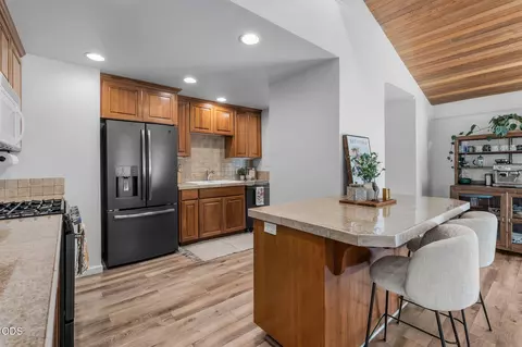Kitchen - 1705 NE Shepard Rd, Bend, OR 97701 photo 1 of 3