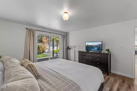 Bedroom - 1705 NE Shepard Rd, Bend, OR 97701 photo 5 of 11