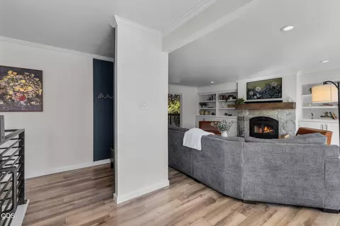 Living - 1705 NE Shepard Rd, Bend, OR 97701 photo 1 of 5