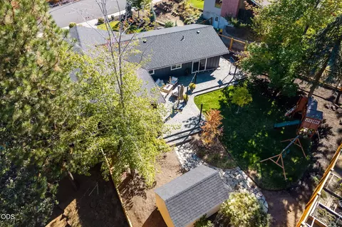 Exterior - 1705 NE Shepard Rd, Bend, OR 97701 photo 18 of 18