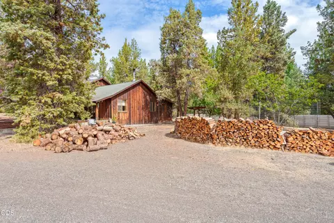 Exterior - 67439 Highway 20, Bend, OR 97703 photo 5 of 9