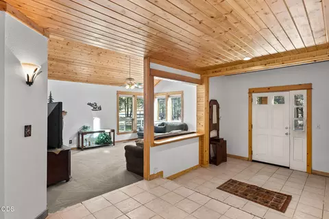 Entry Way - 17171 Spring River Rd, Bend, OR 97707 photo 2 of 3