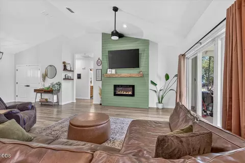 Living - 1077 Ellison Loop, Merlin, OR 97532 photo 1 of 1
