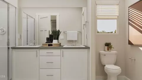 Bath - 717 NW Walnut Ave, Redmond, OR 97756 photo 2 of 2
