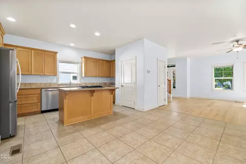 Kitchen - 61419 Sunbrook Dr, Bend, OR 97702 photo 1 of 4